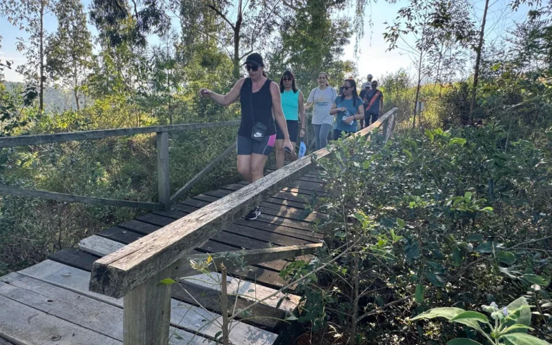 Percurso em meio da natureza atraiu dezenas de pessoas