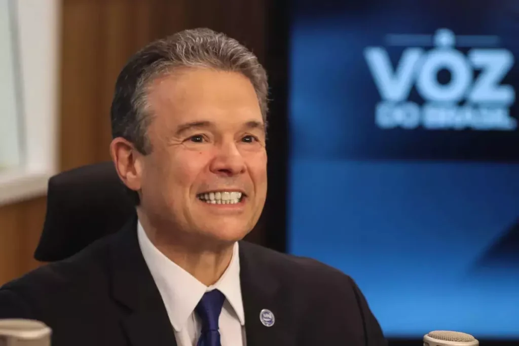 A passagem de bastão já estava decidida desde o início de março. 

Foto: Valter Campanato/Agência Brasil