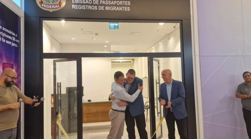 Os serviços são realizados mediante agendamento pelo site da Polícia Federal. O espaço funciona de segunda a sexta-feira das 10h às 18h