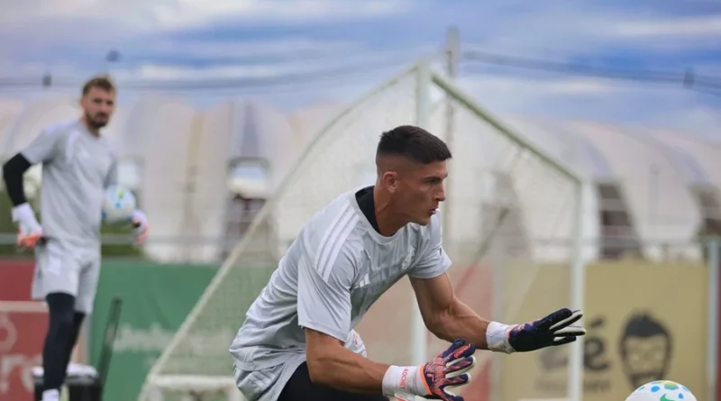 Rochet tem cláusula para renovação automática do contrato no final do ano Foto : RICARDO DUARTE / INTER