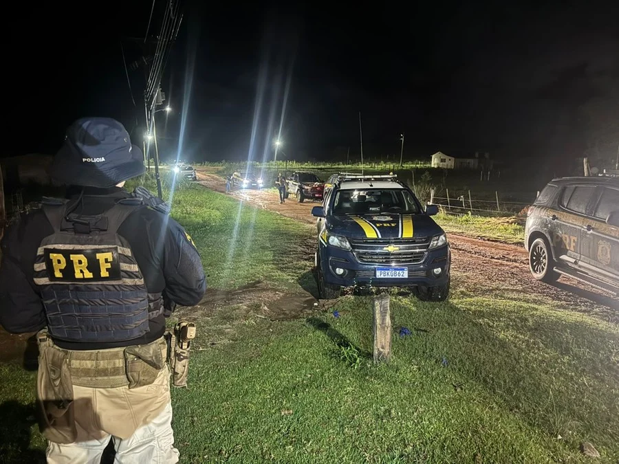 Polícia apreende menores que roubaram carro e agrediram um aposentado da PRF