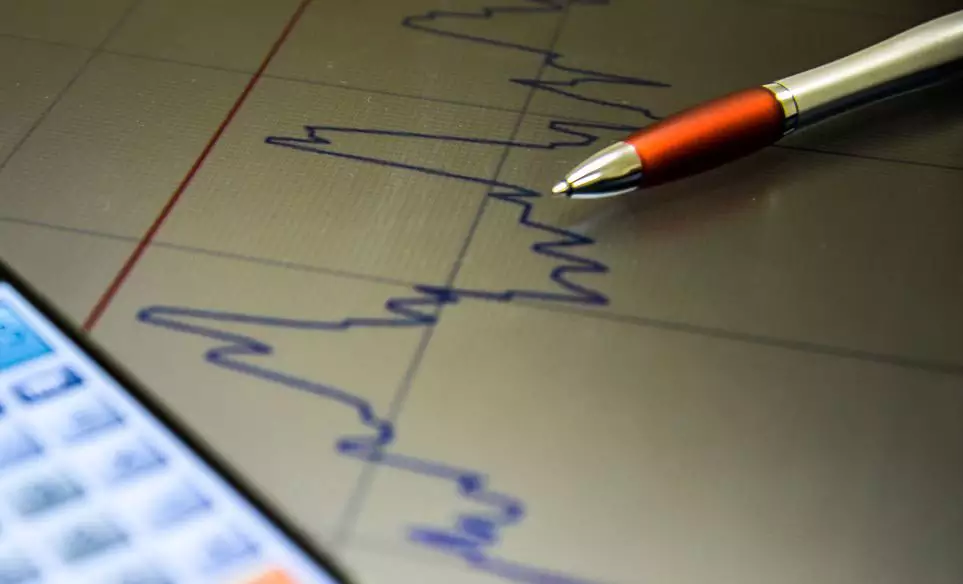 Governo propõe meta fiscal de superávit de 0,5% do PIB no ano que vem